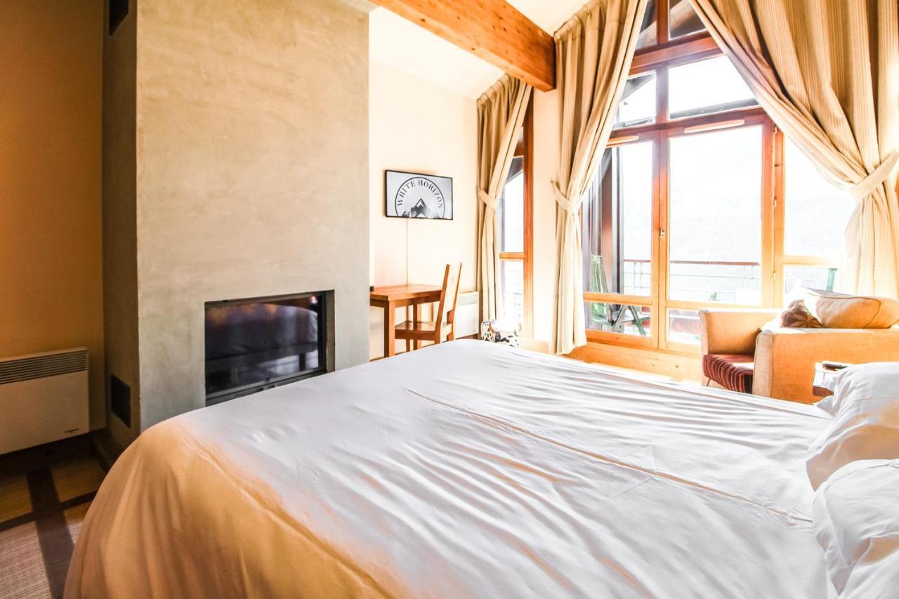 Exceptional 3 Bed Penthouse With Fireplace And Stunning Views فلين المظهر الخارجي الصورة