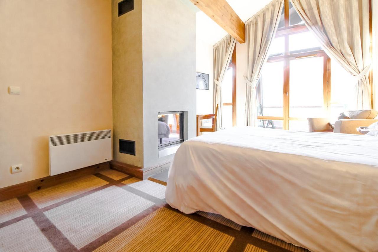 Exceptional 3 Bed Penthouse With Fireplace And Stunning Views فلين المظهر الخارجي الصورة