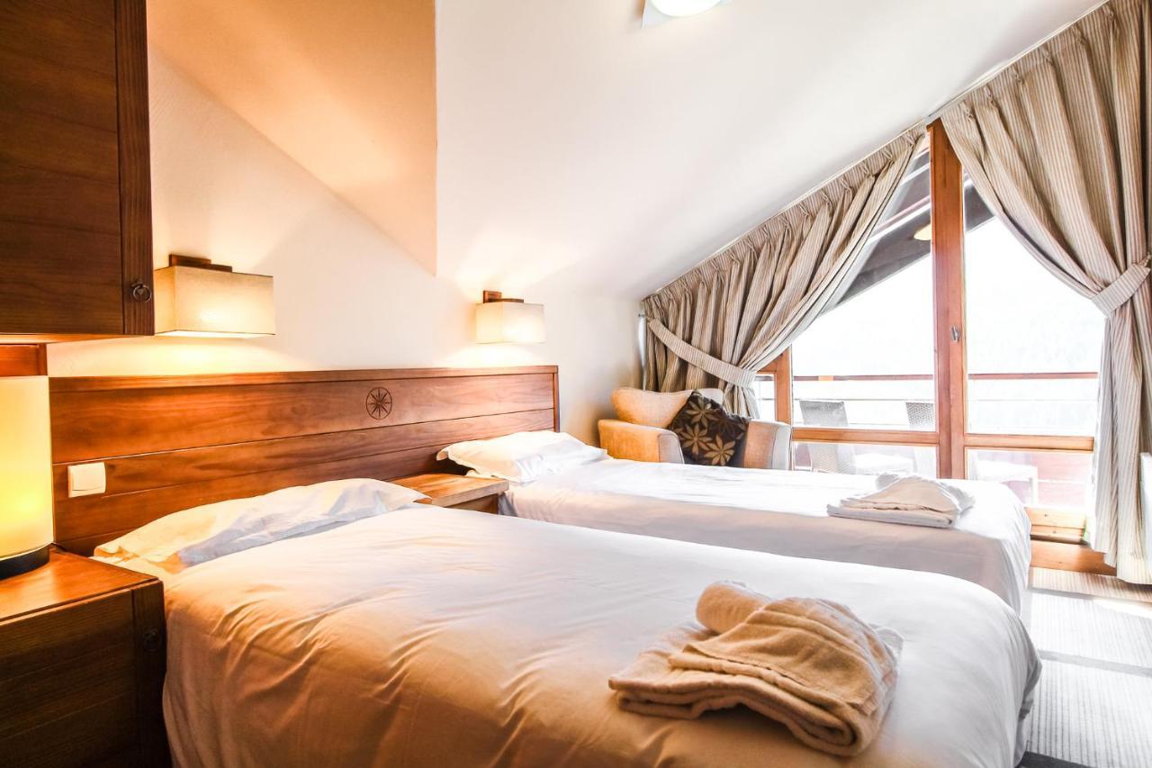 Exceptional 3 Bed Penthouse With Fireplace And Stunning Views فلين المظهر الخارجي الصورة