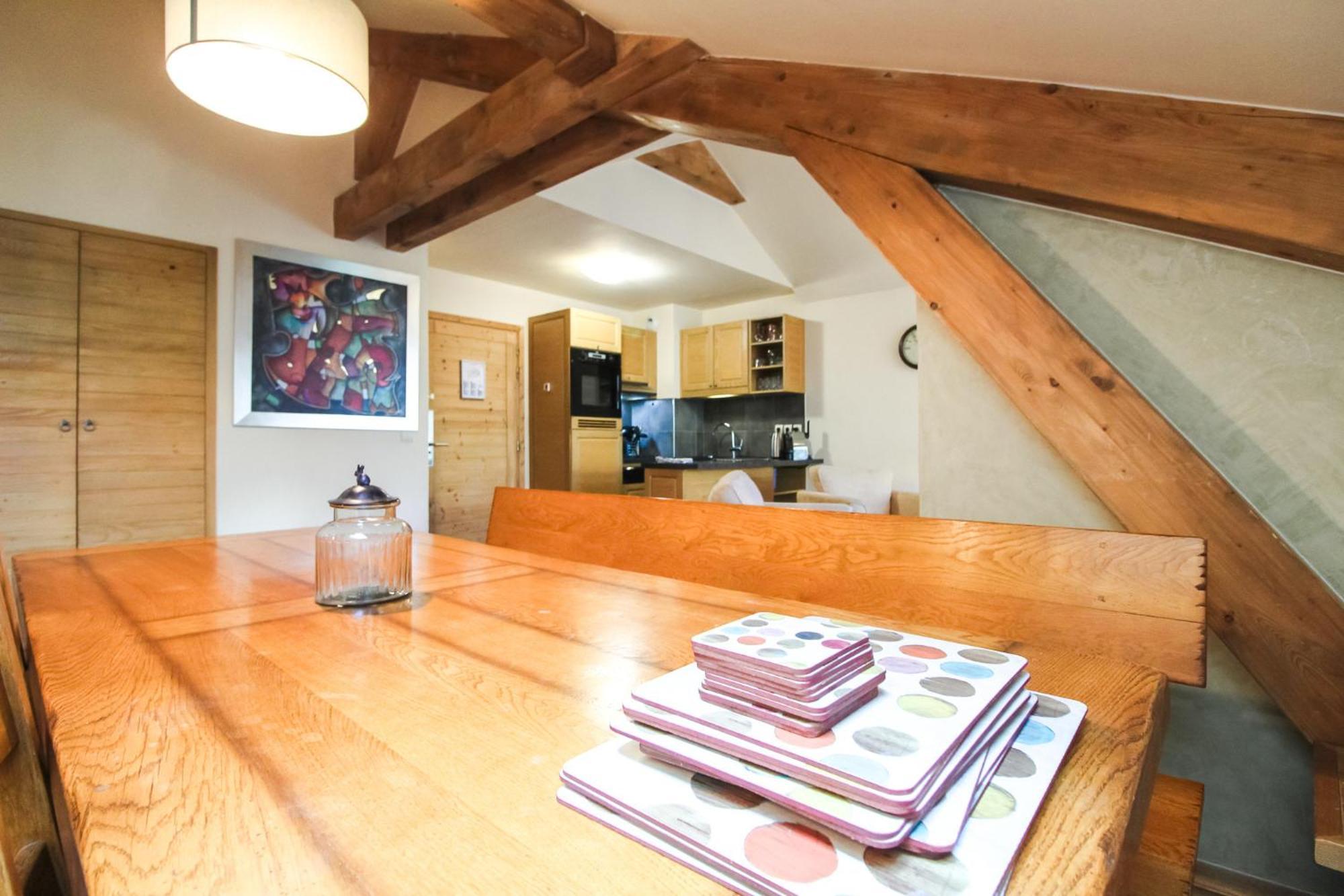 Exceptional 3 Bed Penthouse With Fireplace And Stunning Views فلين المظهر الخارجي الصورة