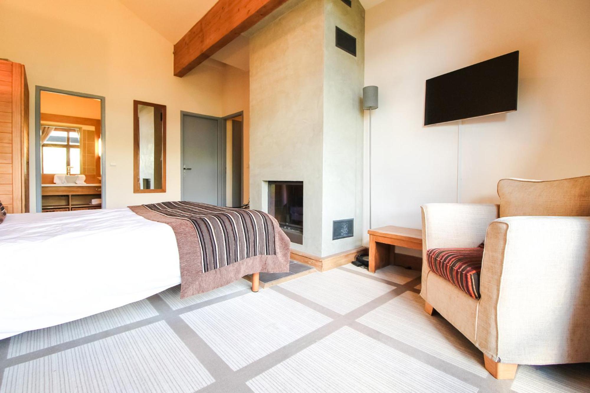 Exceptional 3 Bed Penthouse With Fireplace And Stunning Views فلين المظهر الخارجي الصورة