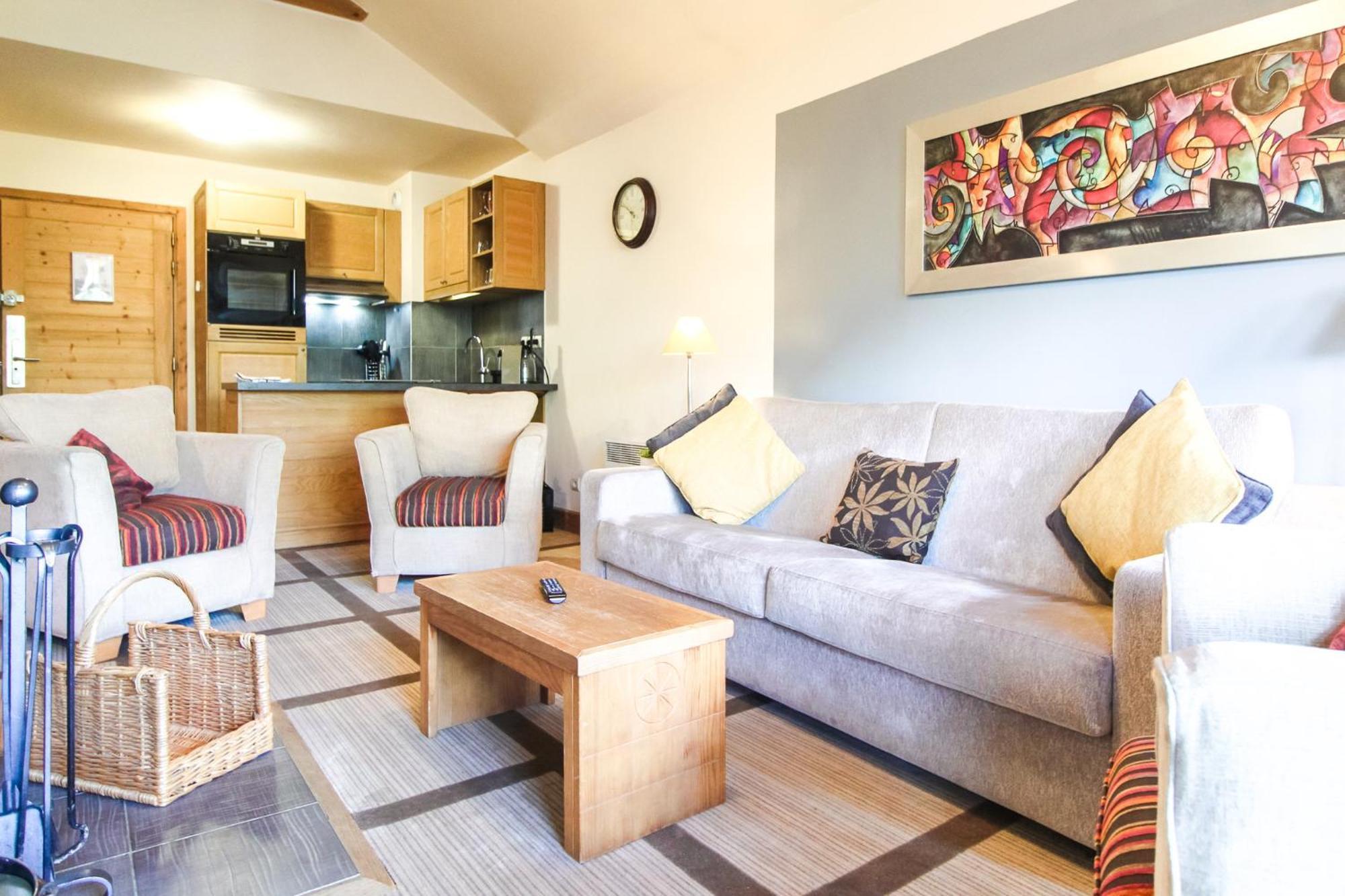 Exceptional 3 Bed Penthouse With Fireplace And Stunning Views فلين المظهر الخارجي الصورة