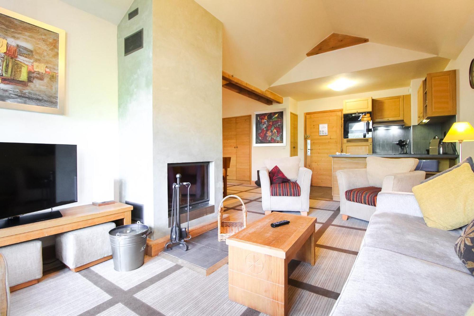 Exceptional 3 Bed Penthouse With Fireplace And Stunning Views فلين المظهر الخارجي الصورة
