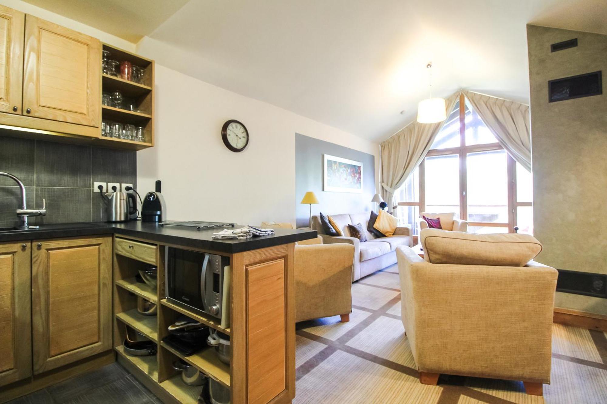 Exceptional 3 Bed Penthouse With Fireplace And Stunning Views فلين المظهر الخارجي الصورة